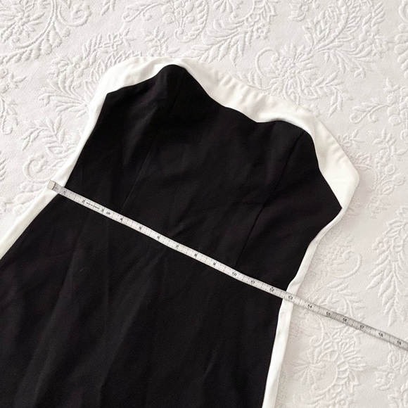 NWOT Lulus Impressive Edge Black Color Block Strapless Midi Dress Medium - Picture 7 of 7